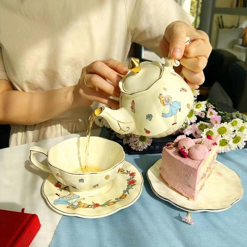 Coffee Tea Friends - Set Teh dan Kopi Keramik Alice