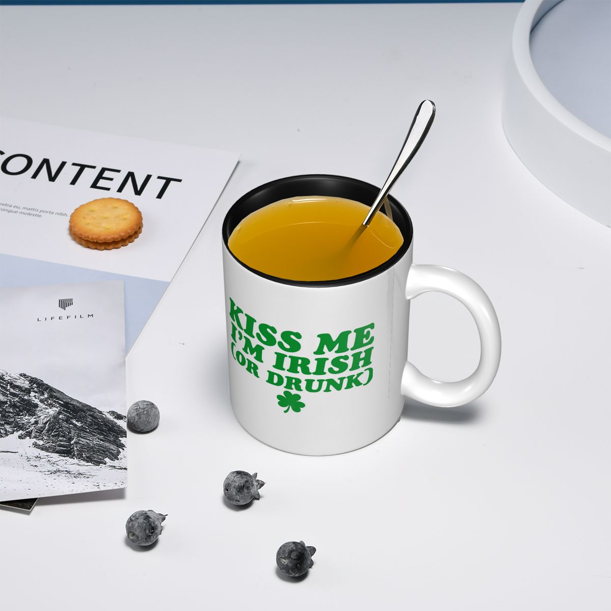Cium Aku Aku Orang Irlandia Mu - Coffee Tea Me ulasan dan harga